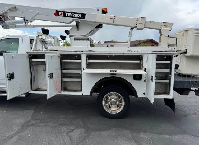 
								2016 Ram 5500 4×4 Boom Truck full									
