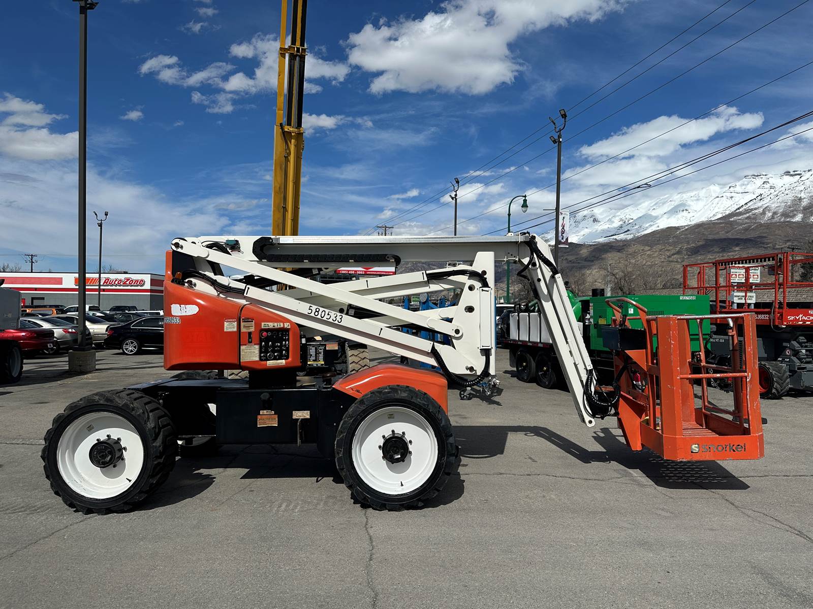 2015 Snorkel 4×4 46′ Boom Lift