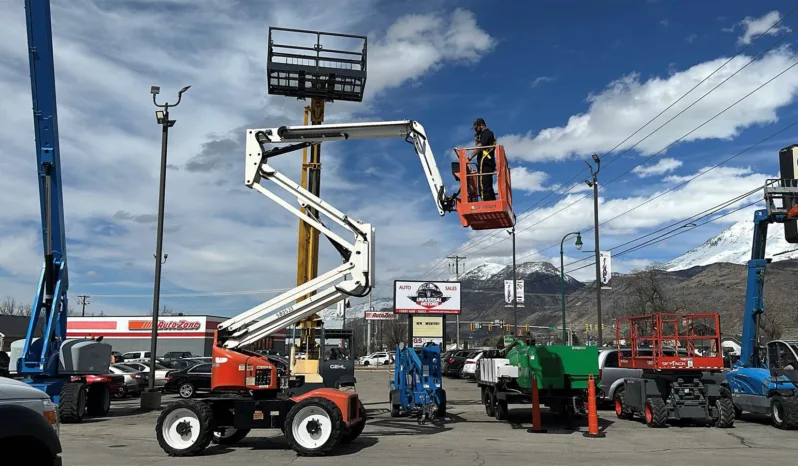 
								2015 Snorkel 4×4 46′ Boom Lift full									