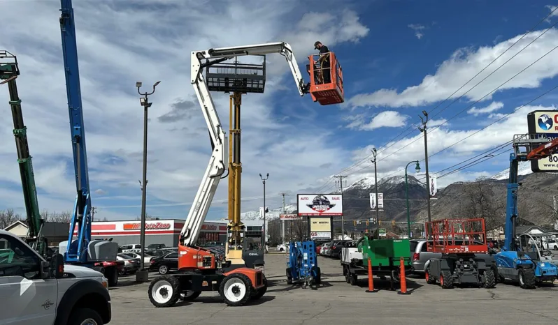 
								2015 Snorkel 4×4 46′ Boom Lift full									