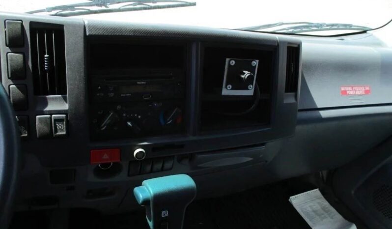 
								2015 Isuzu Chipper Dump Truck full									