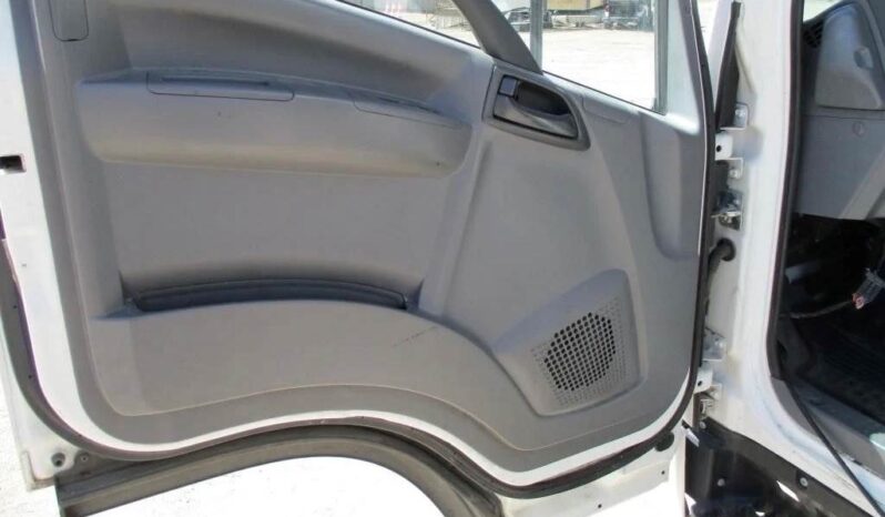 
								2015 Isuzu Chipper Dump Truck full									