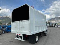 
										2015 Isuzu Chipper Dump Truck full									