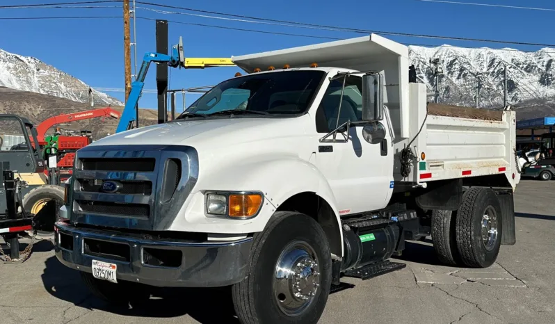 
								2013 Ford F-750 Dump Truck full									