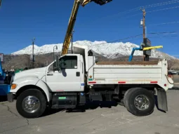
										2013 Ford F-750 Dump Truck full									