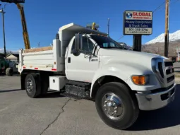 
										2013 Ford F-750 Dump Truck full									