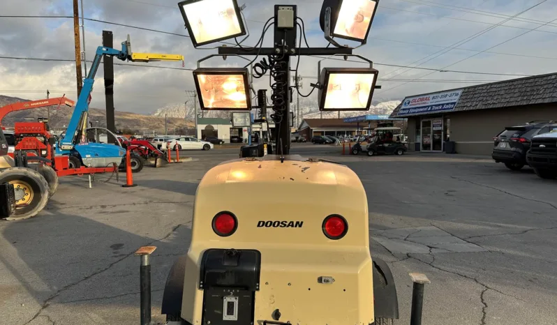 
								2019 Doosan LCV Light Tower full									