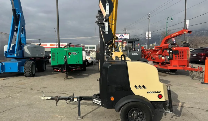 
								2018 Doosan LCV Light Tower full									