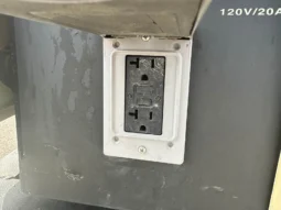 
										2018 Doosan LCV Light Tower full									
