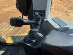 
										2022 Deere 700L Dozer full									