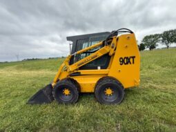 
										2017 CASE 90XT Skid Steer full									