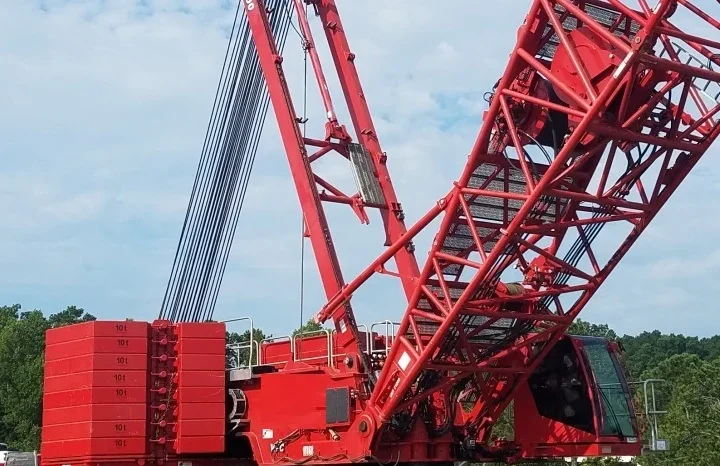 
								2015 Manitowoc MLC300 Crawler Crane full									