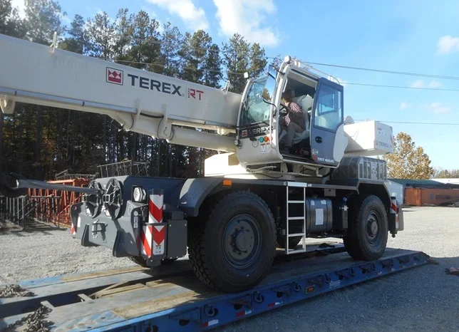 
								New 2024 Terex TRT40 Rough Terrain Crane full									