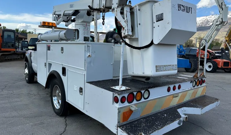 
								2010 Ford F-550 XL Bucket Truck full									
