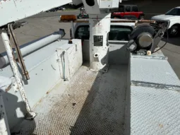 
										2010 Ford F-550 XL Bucket Truck full									