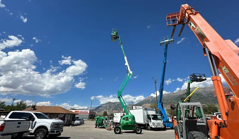 
								2013 JLG 450AJ Aerial Boom Lift full									