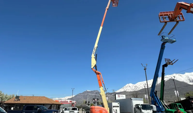 
								2012 JLG 600AJ Aerial Boom Lift full									