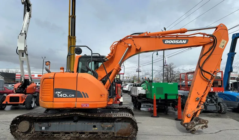 
								2014 Doosan DX140LCR-3 Excavator full									