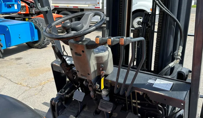 
								2015 Doosan 15′ Forklift full									