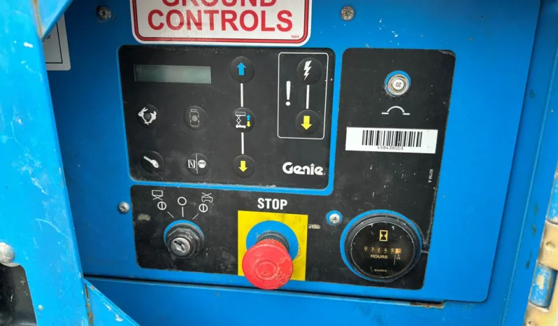 
								2007 Genie GS-4390RT Rough Terrain Scissor Lift full									