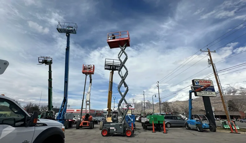 
								2018 SkyJack SJ6832RT Scissor Lift full									