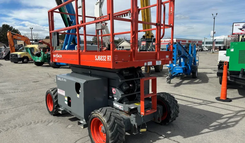 
								2018 SkyJack SJ6832RT Scissor Lift full									