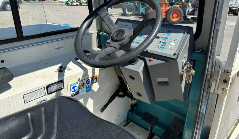 
								2001 Tennant 6650XP Lot Sweeper full									