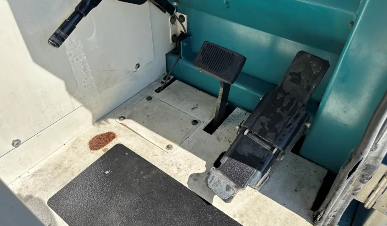 
								2001 Tennant 6650XP Lot Sweeper full									
