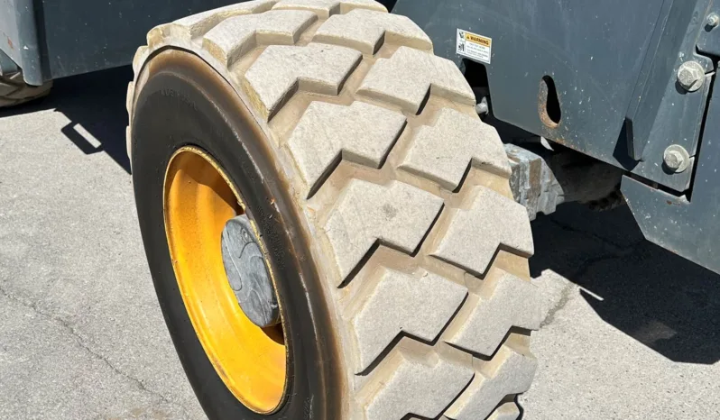
								2013 GEHL RS6-34 6k lb. 34′ Telehandler Forklift full									