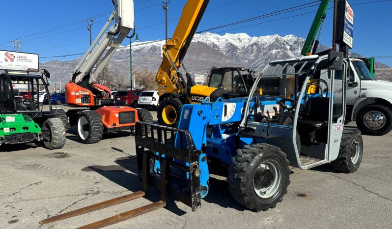 
								2014 Genie GTH-5519 5500 lb. 19′ Telehandler Forklift full									