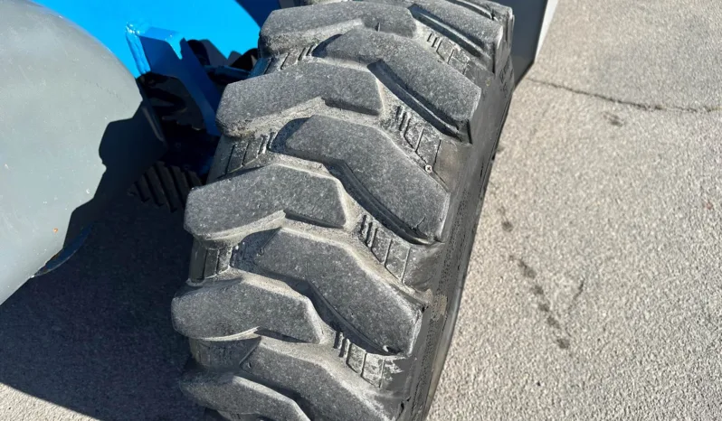 
								2014 Genie GTH-5519 5500 lb. 19′ Telehandler Forklift full									