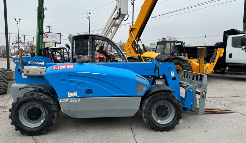 
								2012 Genie GTH-5519 5500 lb. 19′ Telehandler Forklift full									