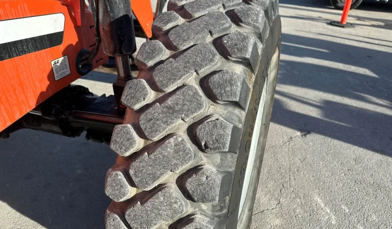 
								2001 Skytrak 8042 8000 lb. 42′ Telehandler Forklift full									