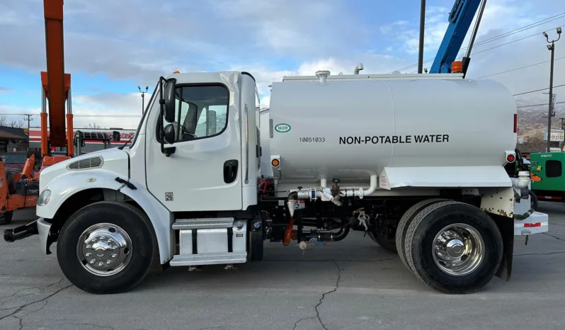 
								2019 Freightliner M2 Cummins Water Truck full									