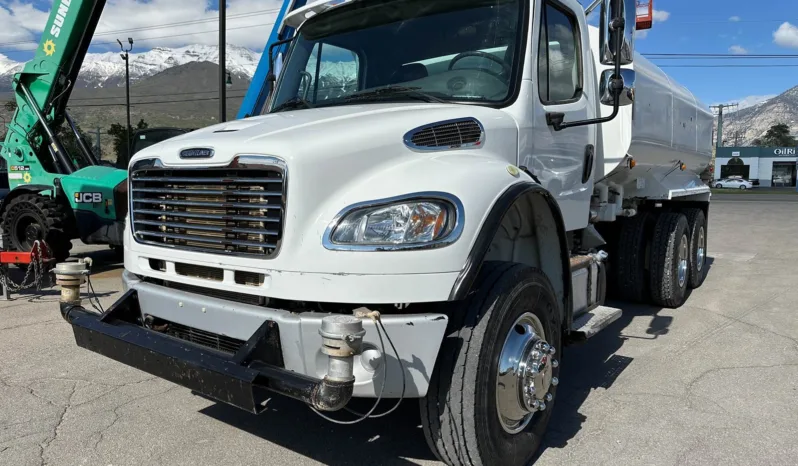 
								2017 Freightliner M2 106 Water Truck full									