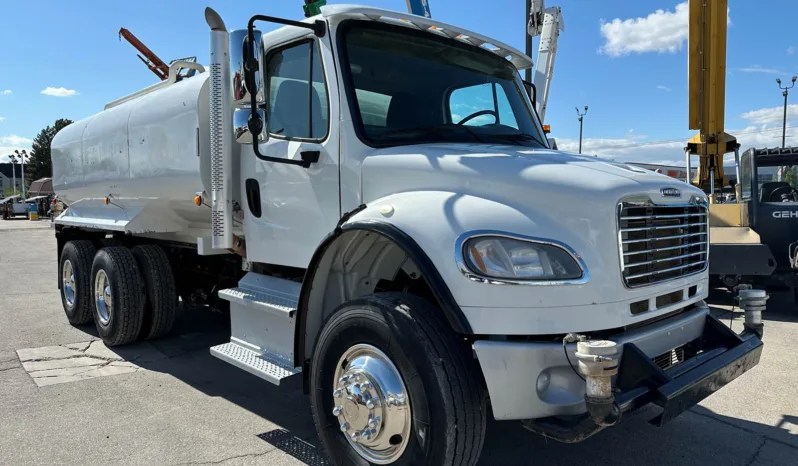 
								2017 Freightliner M2 106 Water Truck full									