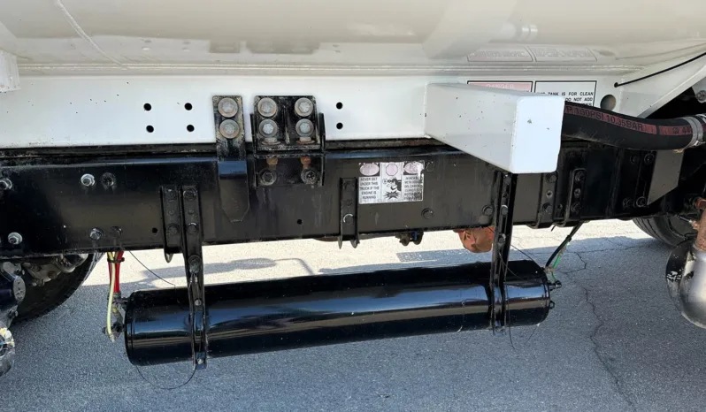 
								2017 Freightliner M2 106 Water Truck full									