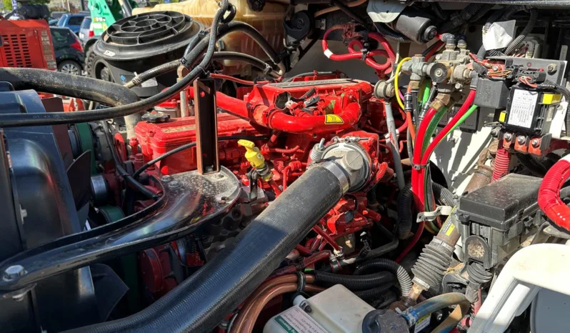 
								2017 Freightliner M2 106 Water Truck full									
