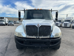 
										2010 International 4300 Flatbed Truck full									