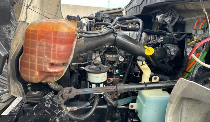 
								2010 International 4300 Flatbed Truck full									
