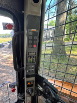 
										2011 CASE SR 220 Skidsteer full									