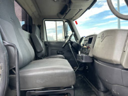 
										2010 International 4300 Flatbed Truck full									