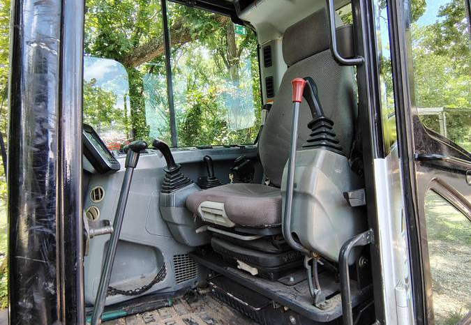 
								2014 Bobcat E85 Mini Excavator full									
