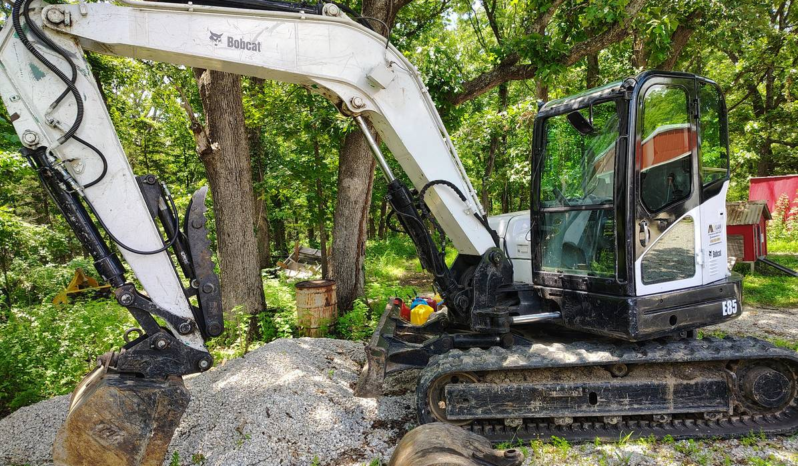 
								2014 Bobcat E85 Mini Excavator full									