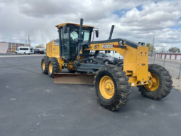 
										2011 John Deere 670G Motor Grader full									