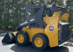 
										2019 John Deer 318G Skidsteer full									