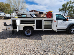 
										2011 Ford F550 Mechanics Truck full									