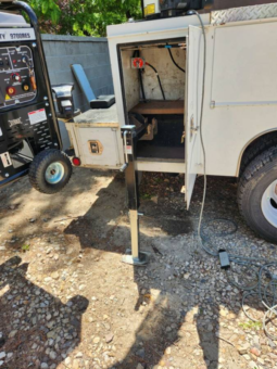 
										2011 Ford F550 Mechanics Truck full									