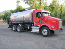 
										2009 Bearcat KW T800 Asphalt Distributor full									