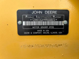 
										2011 John Deere 670G Motor Grader full									